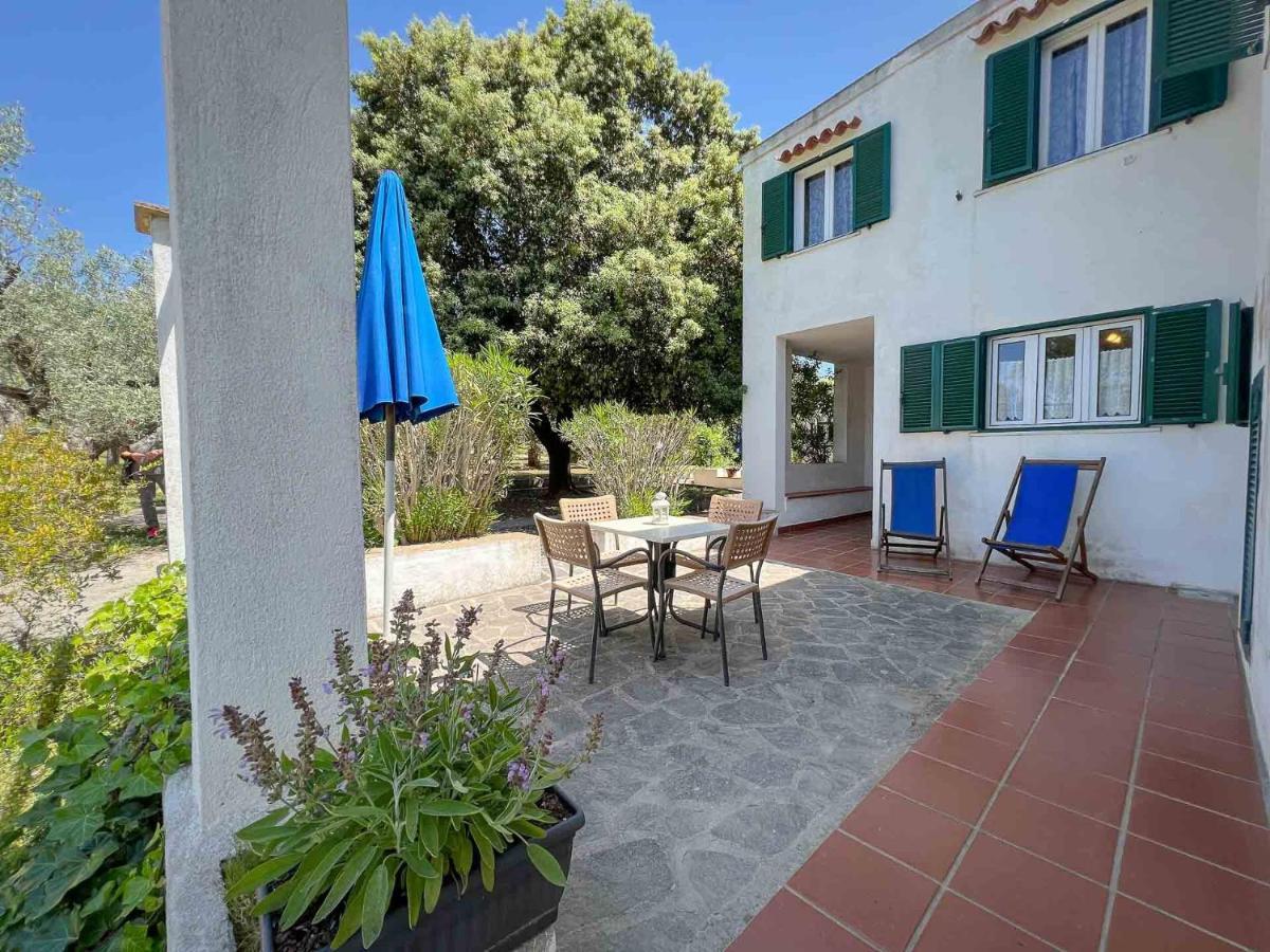 Azienda Agricola Sapereta Porto Azzurro Exterior photo