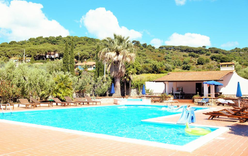 Azienda Agricola Sapereta Porto Azzurro Exterior photo