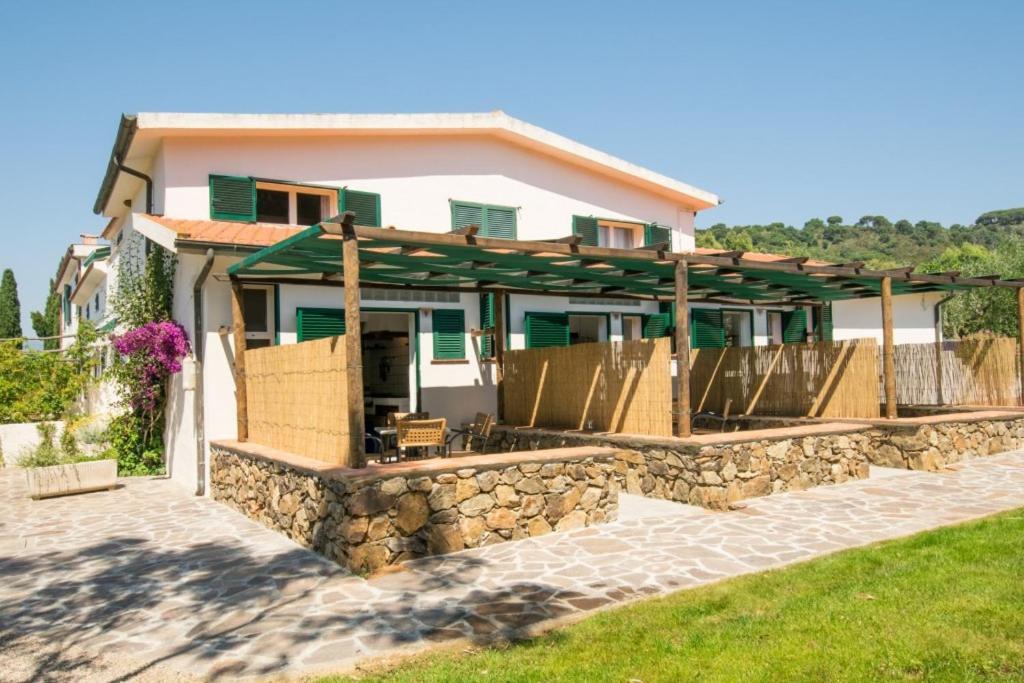 Azienda Agricola Sapereta Porto Azzurro Exterior photo